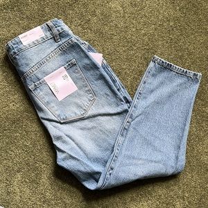 Vervet Audrey Cropped Mom Jeans